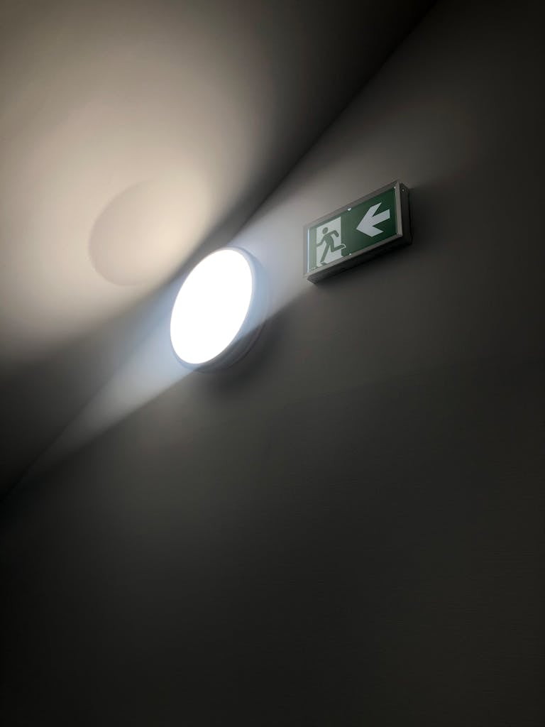 swiatelko ewakuacyjne